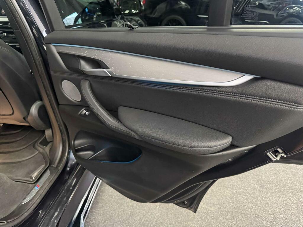BMW X5 Suv Black #50