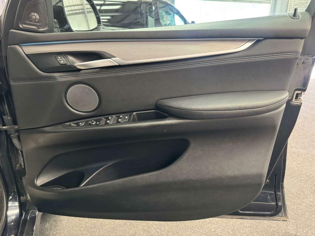 BMW X5 Suv Black #56