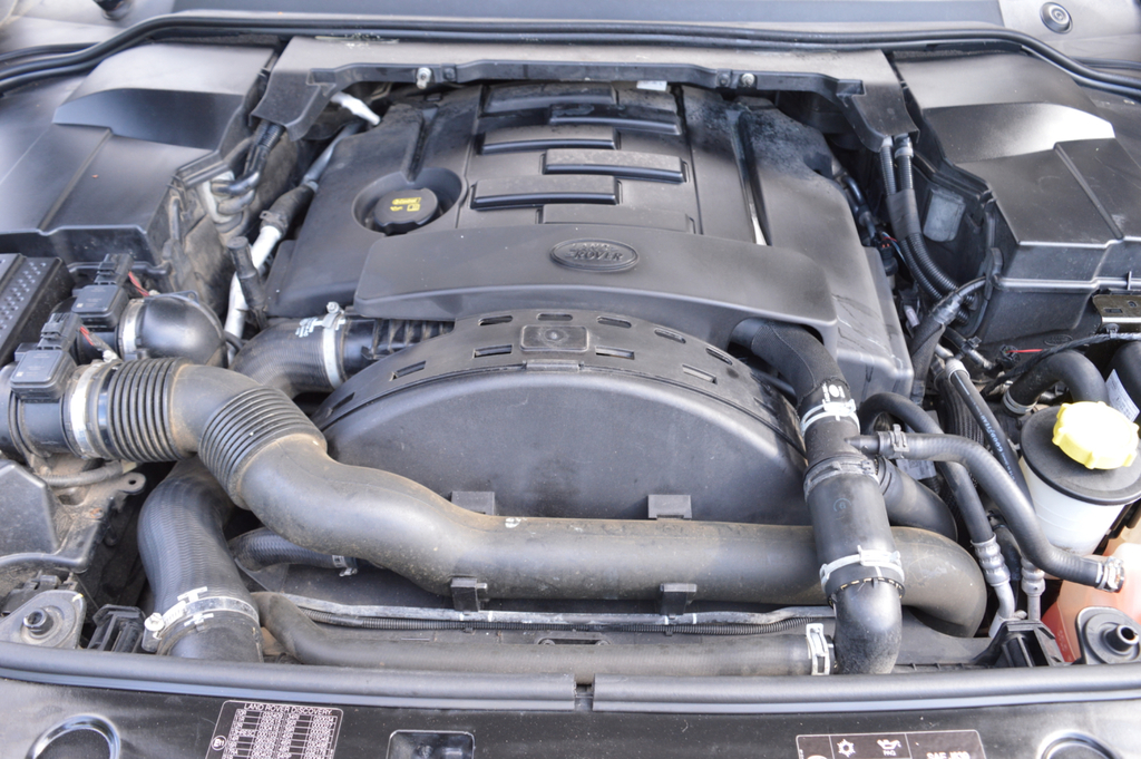 Land Rover Discovery Sdv6 Se Tech #36