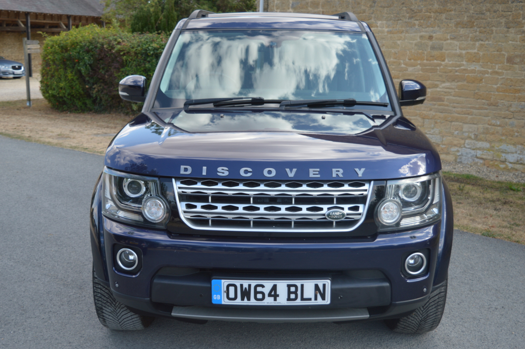 Land Rover Discovery Sdv6 Se Tech #2