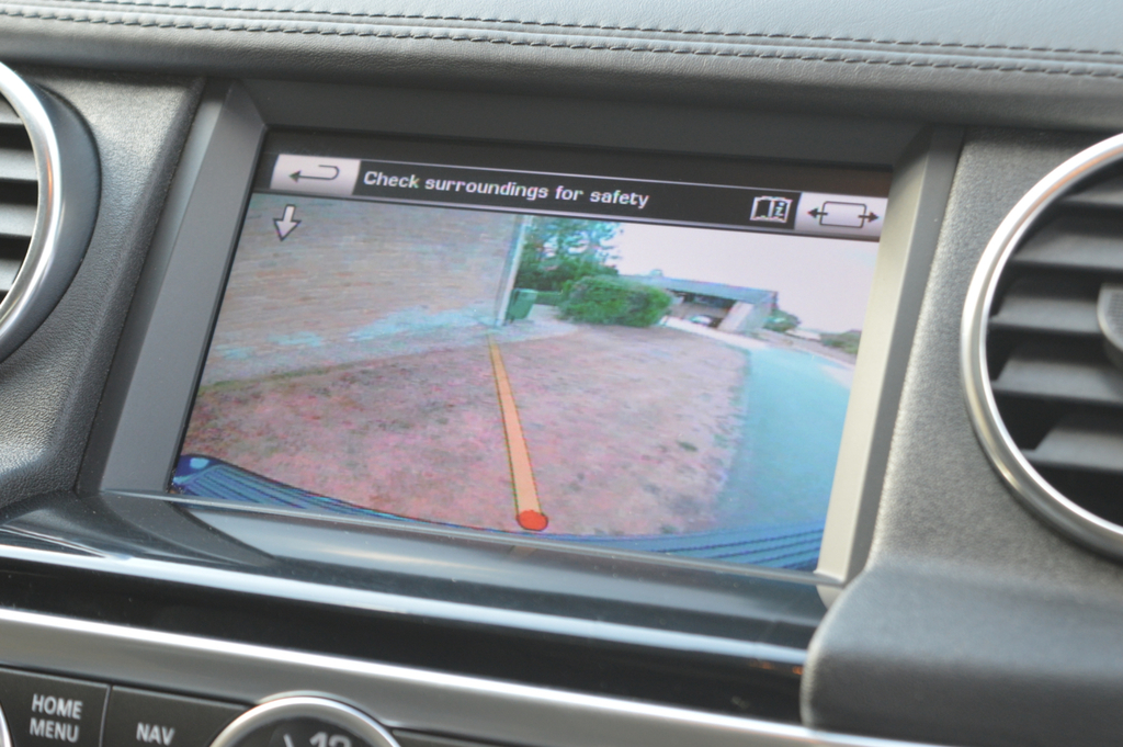 Land Rover Discovery Sdv6 Se Tech #42