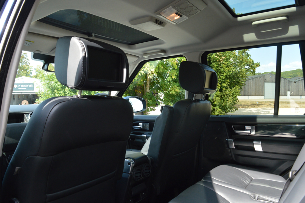 Land Rover Discovery Sdv6 Se Tech #23