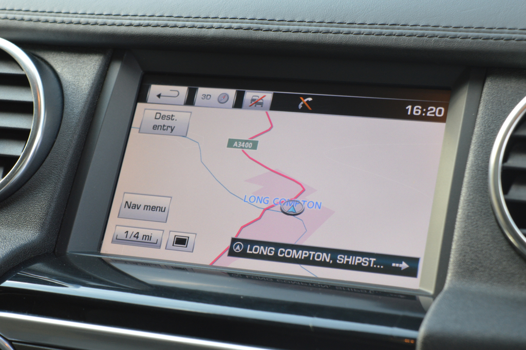 Land Rover Discovery Sdv6 Se Tech #41