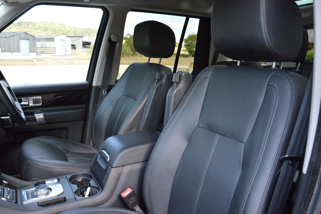 Land Rover Discovery Sdv6 Se Tech #49