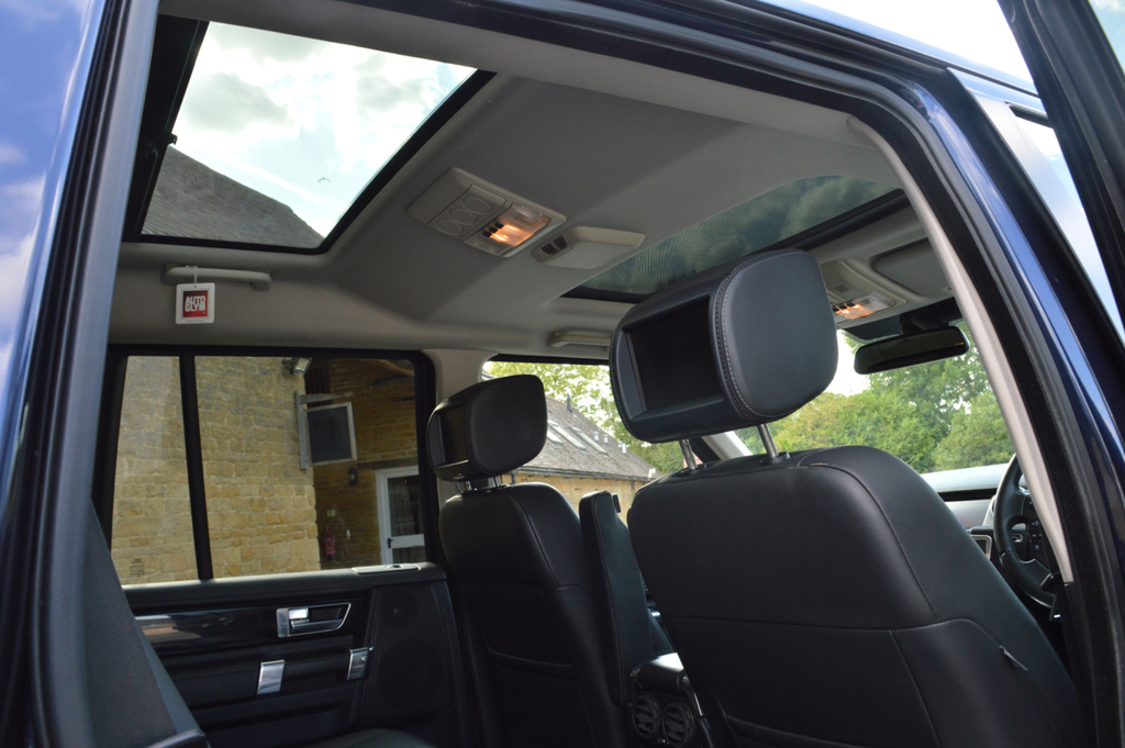 Land Rover Discovery Sdv6 Se Tech #54