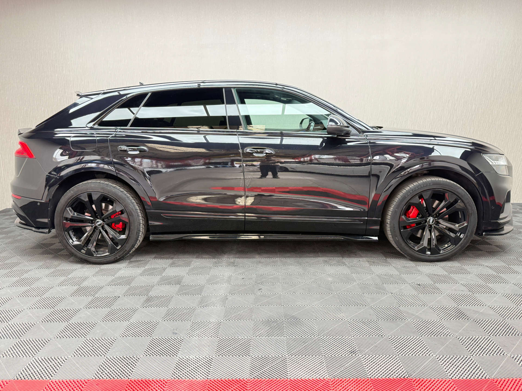 Audi Q8  Black #14