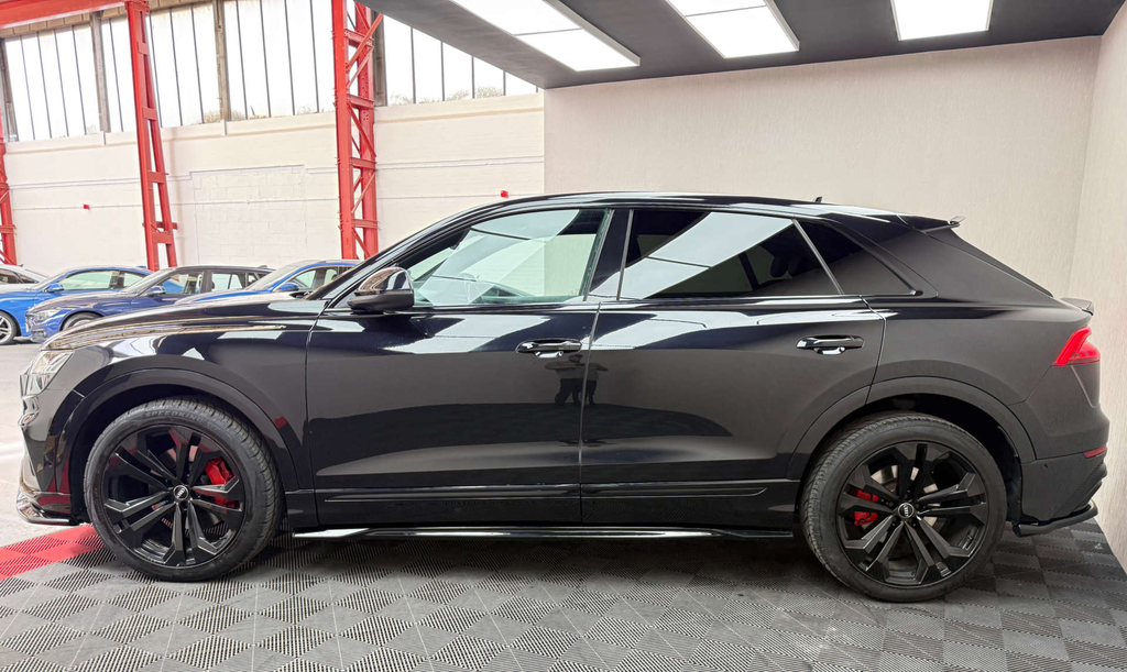 Audi Q8  Black #8