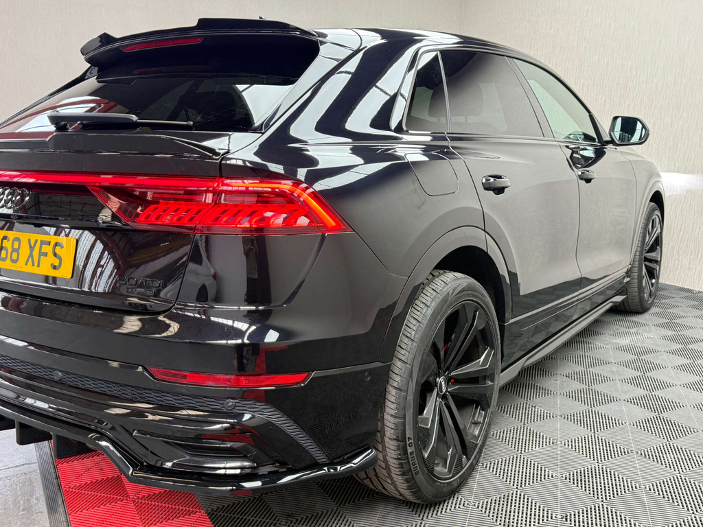 Audi Q8  Black #29