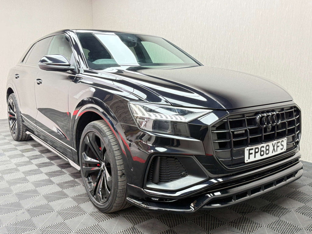 Audi Q8  Black #13