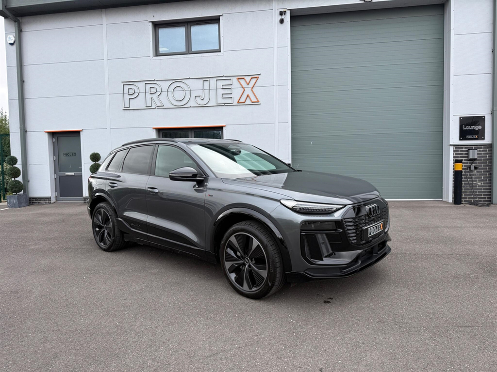 Audi E-tron 100Kwh Performance Black Edition Suv Grey