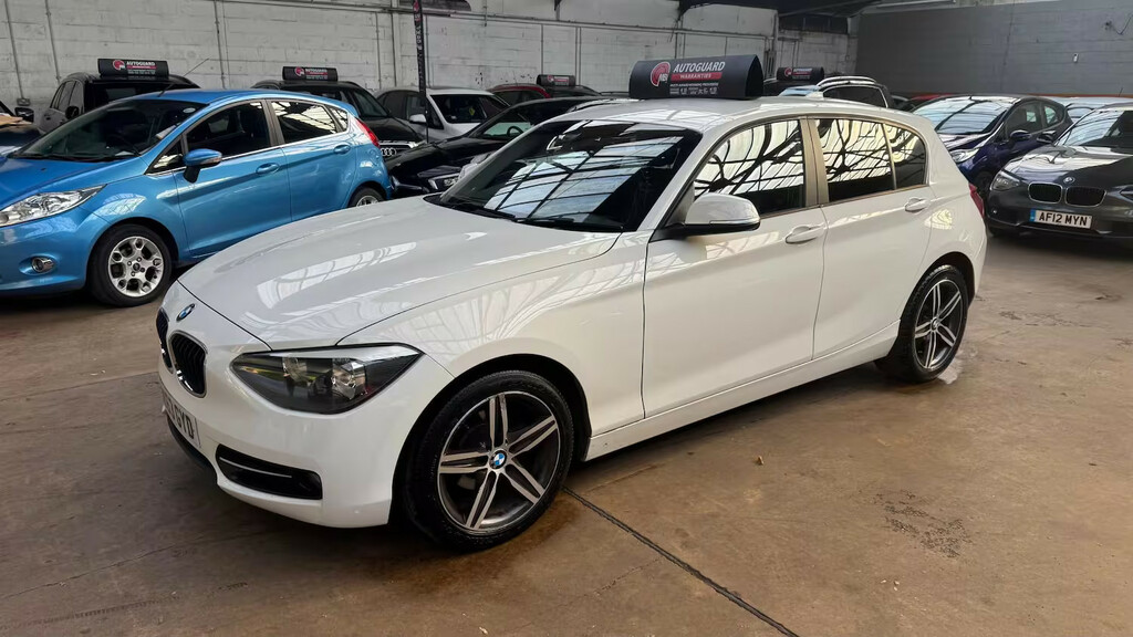 BMW 1 Series 2013 2.0 116D Sport White #1