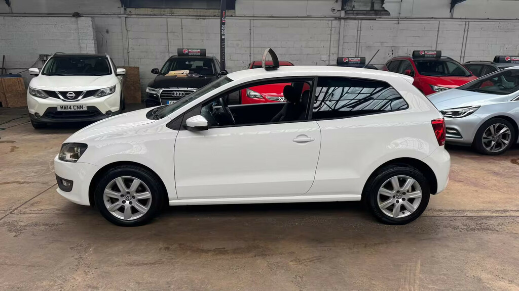 Volkswagen Polo 1.2 60 Match Hatchback White #6