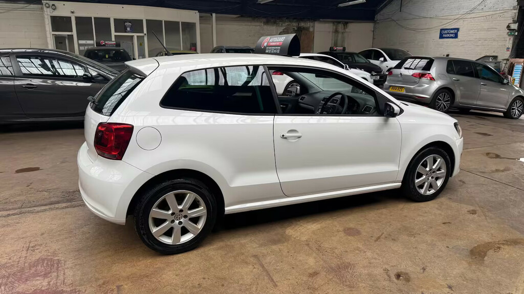Volkswagen Polo 1.2 60 Match Hatchback White #3