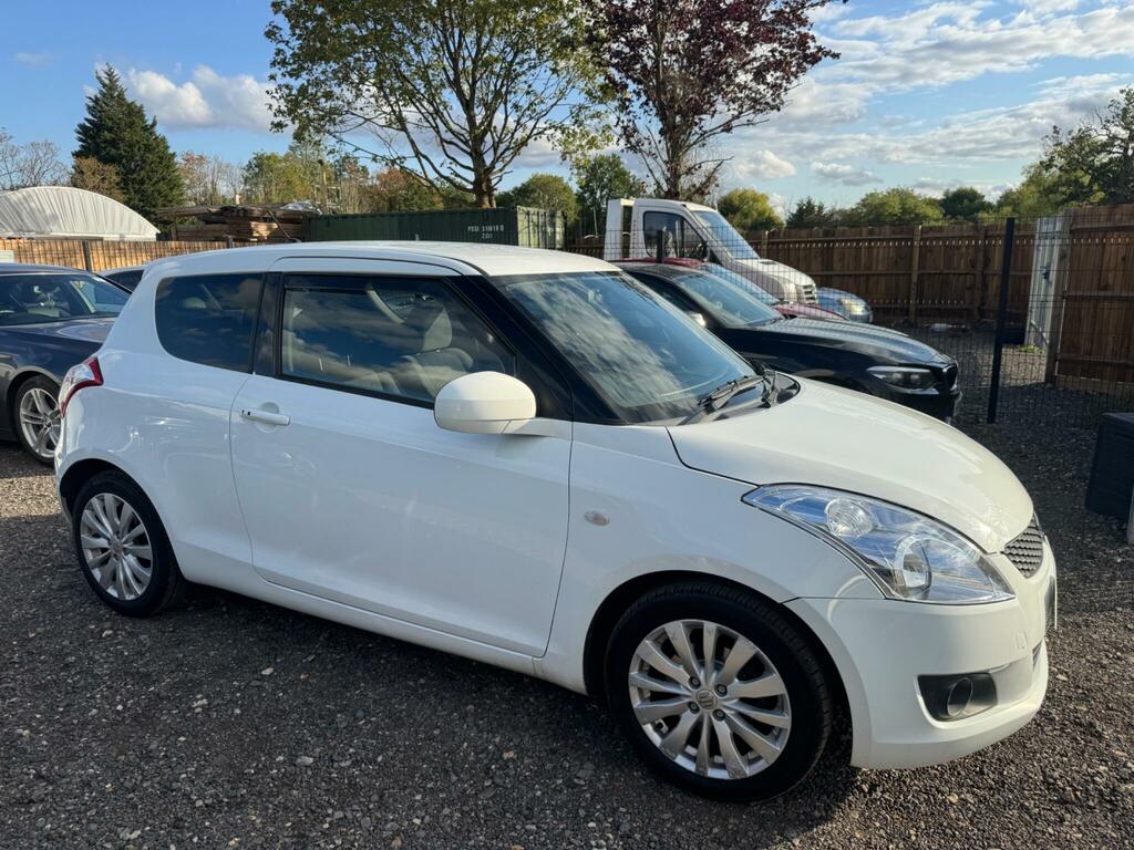 Suzuki Swift Sz4 White