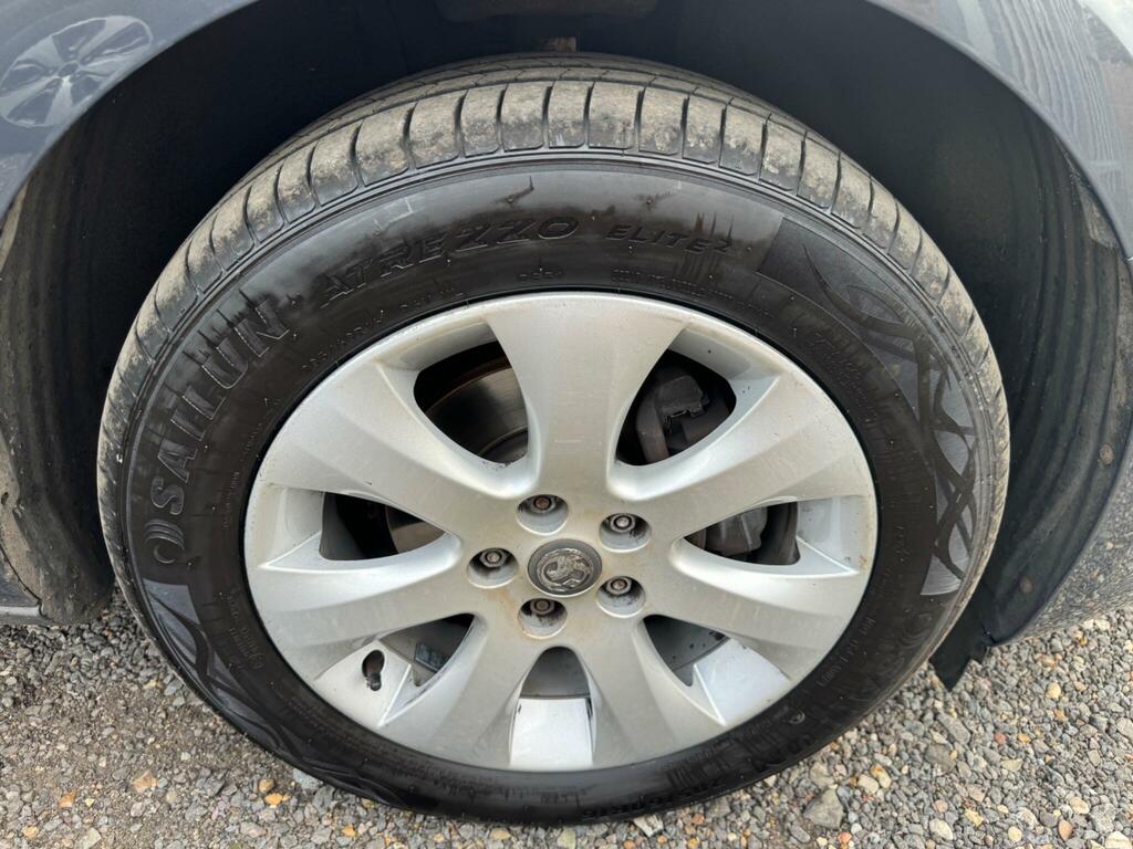 Vauxhall Astra Design Silver #19