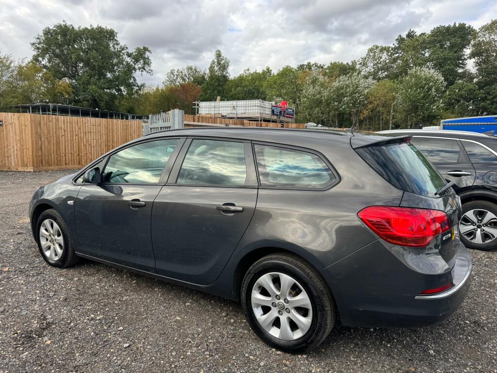 Vauxhall Astra Design Silver #8