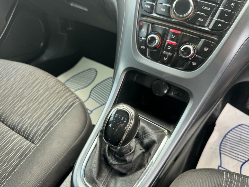 Vauxhall Astra Design Silver #26
