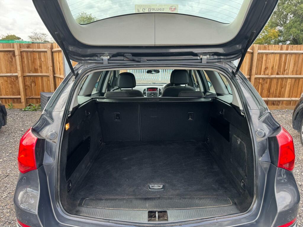 Vauxhall Astra Design Silver #12