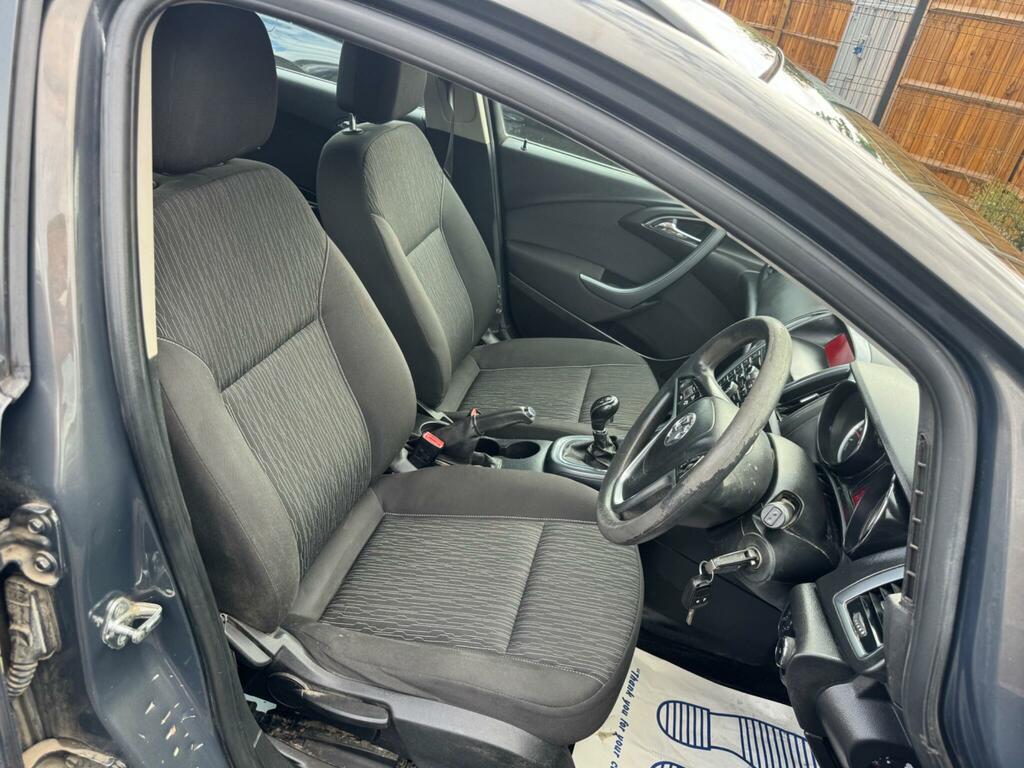 Vauxhall Astra Design Silver #21