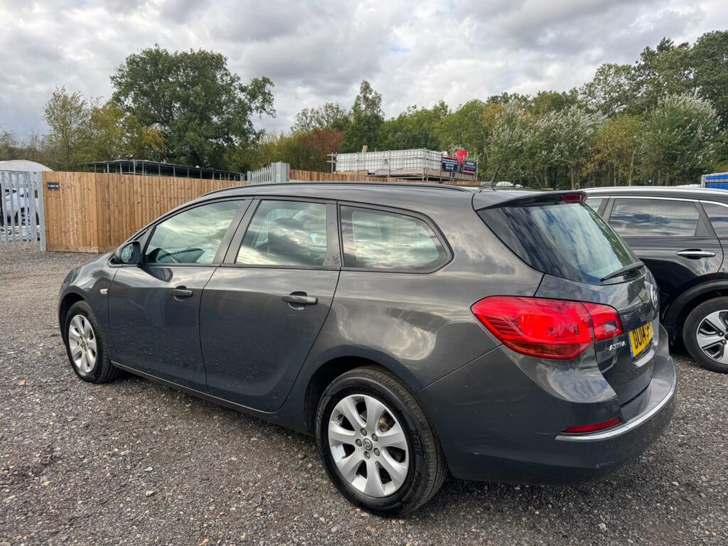 Vauxhall Astra Design Silver #9