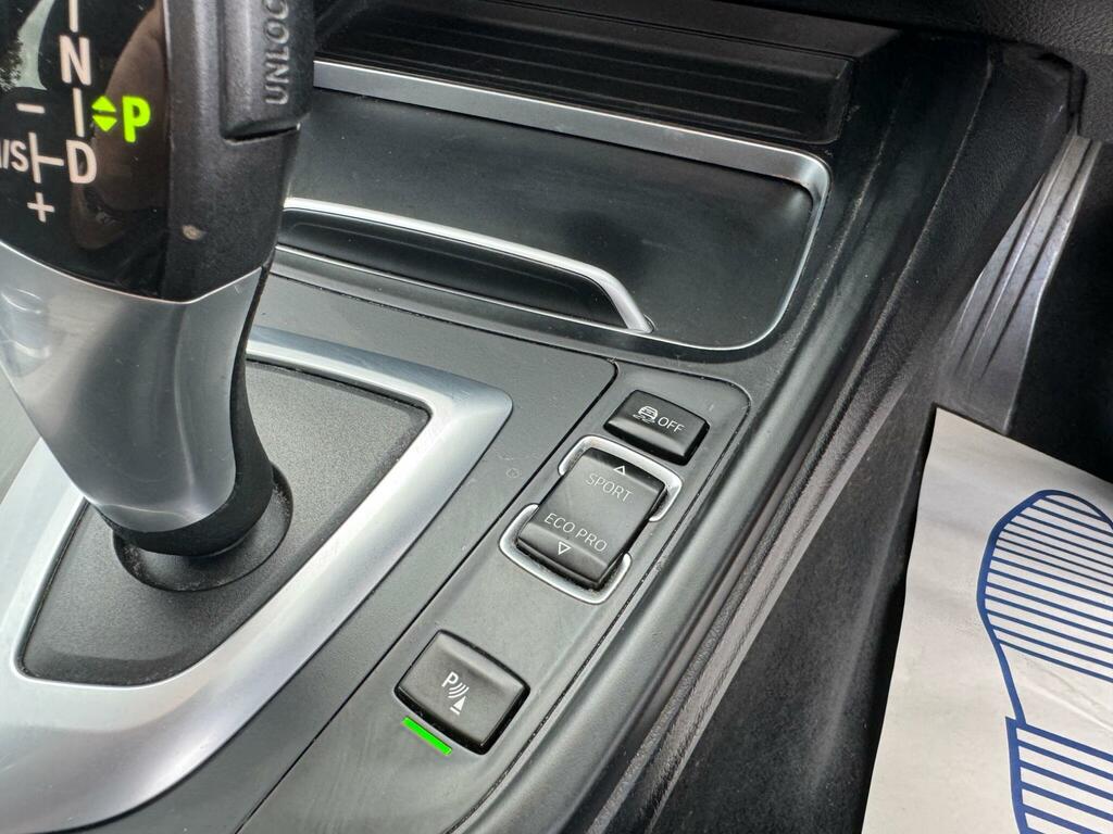 BMW 3 Series 320D Se Step Black #37