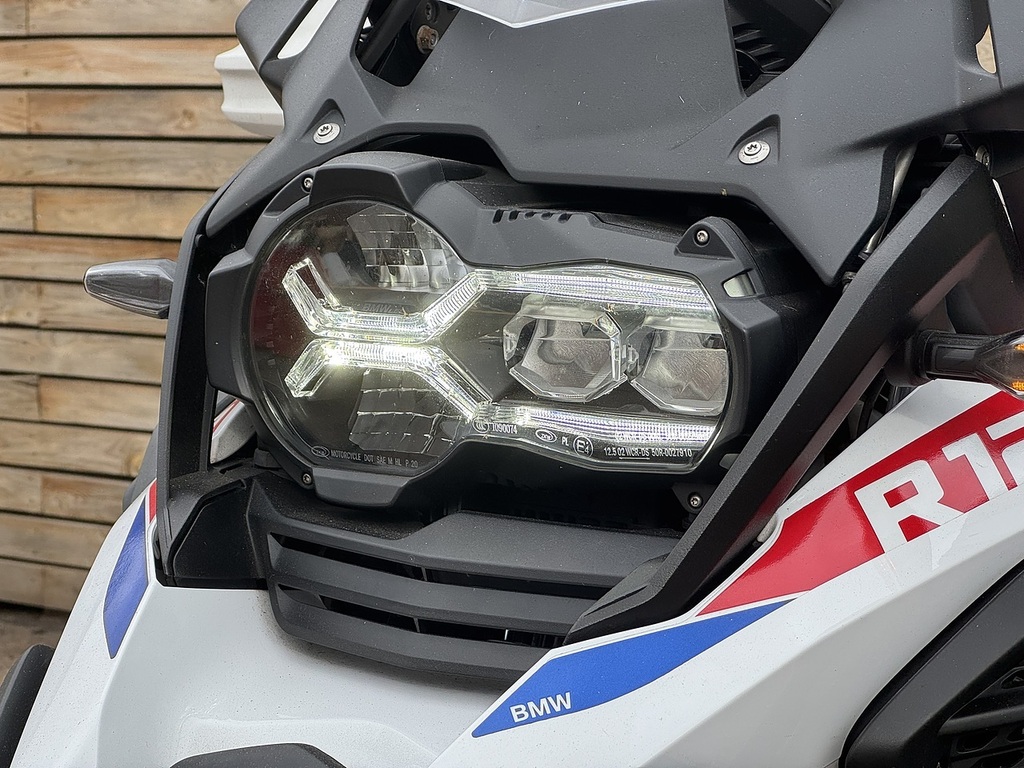 BMW  Sports Black #5