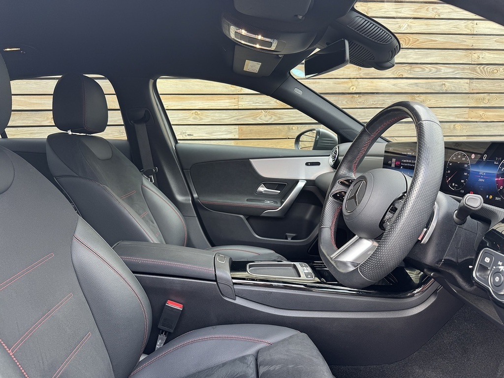Mercedes-Benz A Class Hatchback Black #10