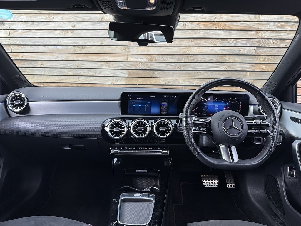 Mercedes-Benz A Class Hatchback Black #2