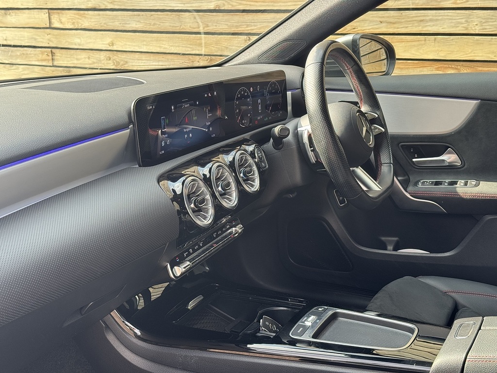 Mercedes-Benz A Class Hatchback Black #35