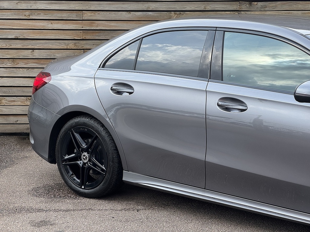 Mercedes-Benz A Class Hatchback Black #19