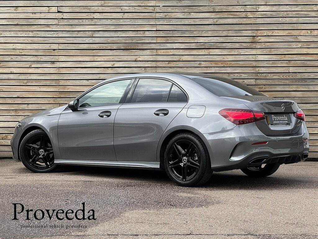 Mercedes-Benz A Class Hatchback Black #3