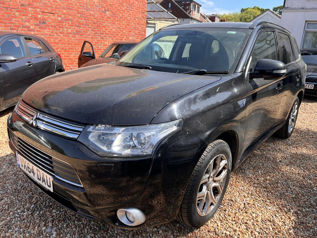 Mitsubishi Outlander 2.0H 12Kwh Gx4h Suv Plug-in Hybrid Cvt Black