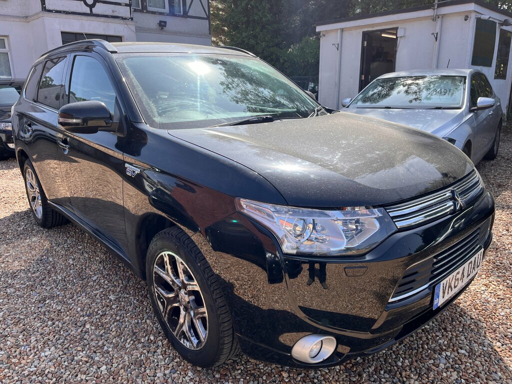 Mitsubishi Outlander 2.0H 12Kwh Gx4h Suv Plug-in Hybrid Cvt Black #3