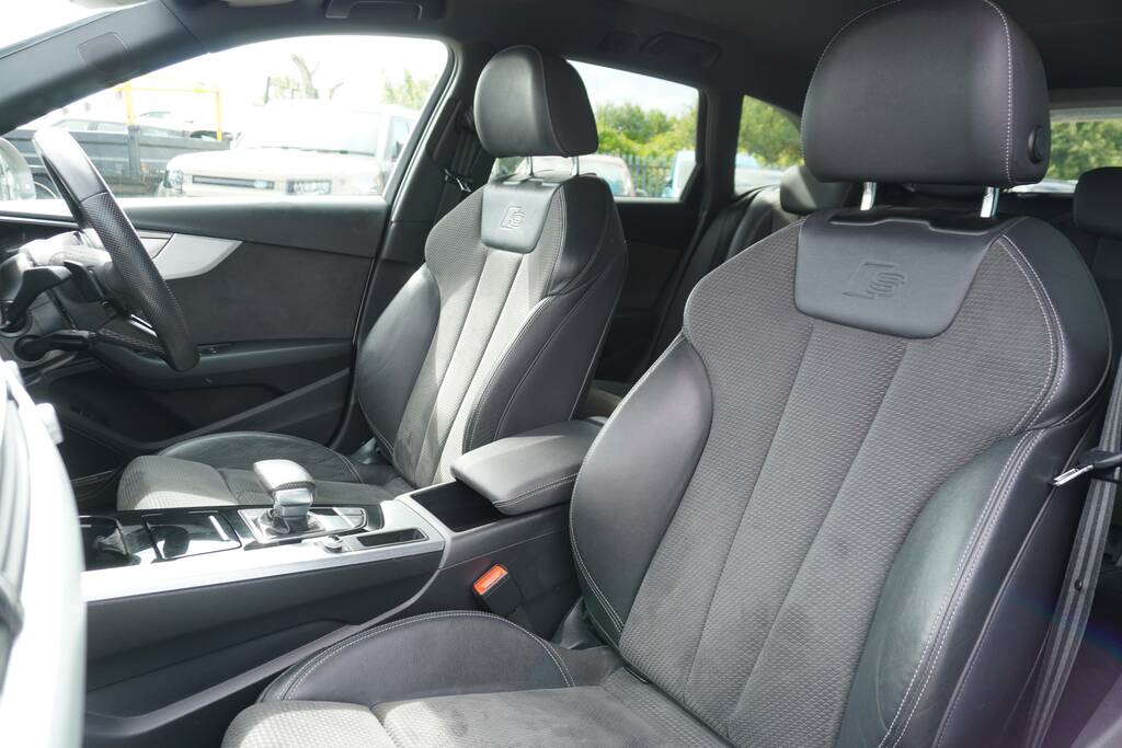 Audi A4 Avant Technik White #20