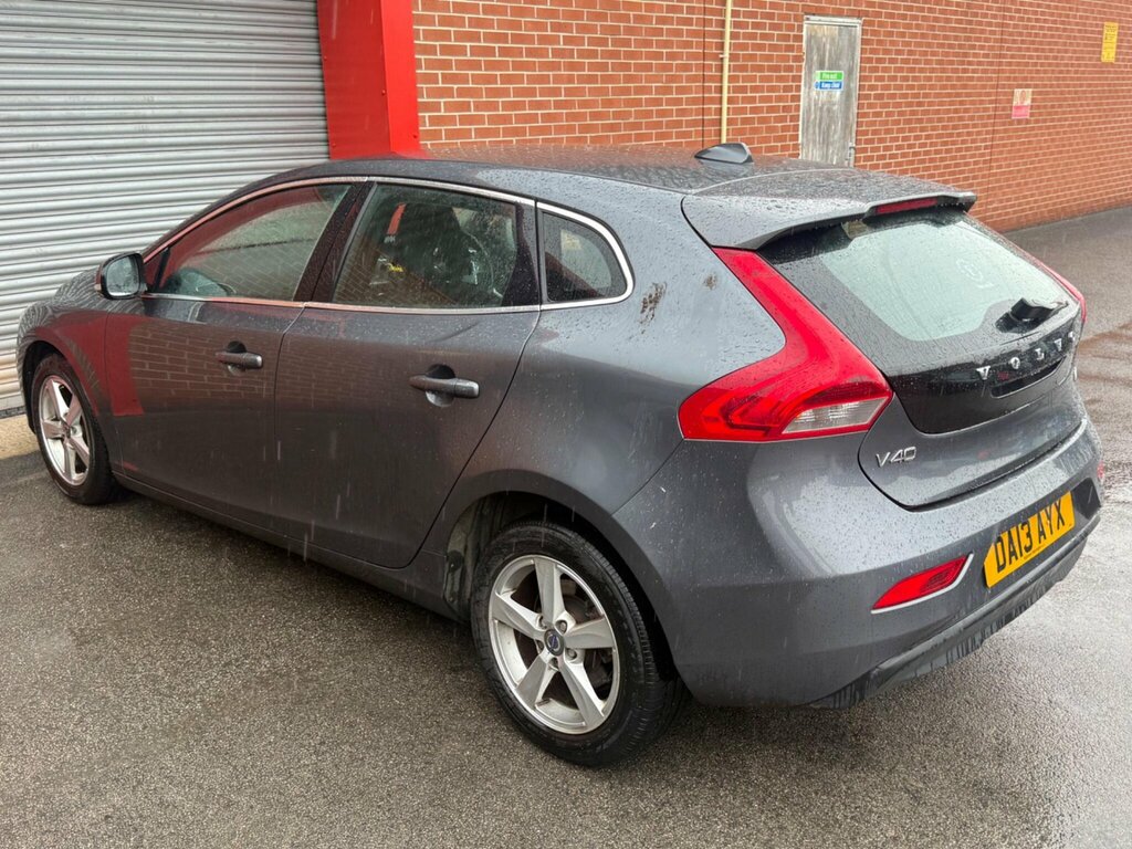 Volvo V40 1.6 D2 Se Lux Nav Hatchback Euro White #33