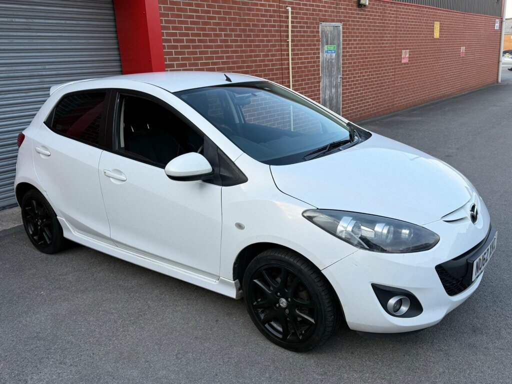 Mazda 2 1.3 Venture Euro 5 NU62XKC White #2