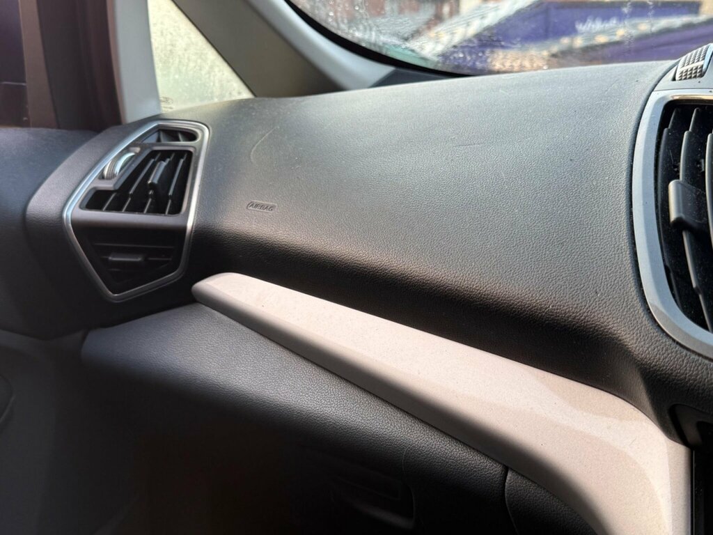 Ford C-Max Titanium Black #21