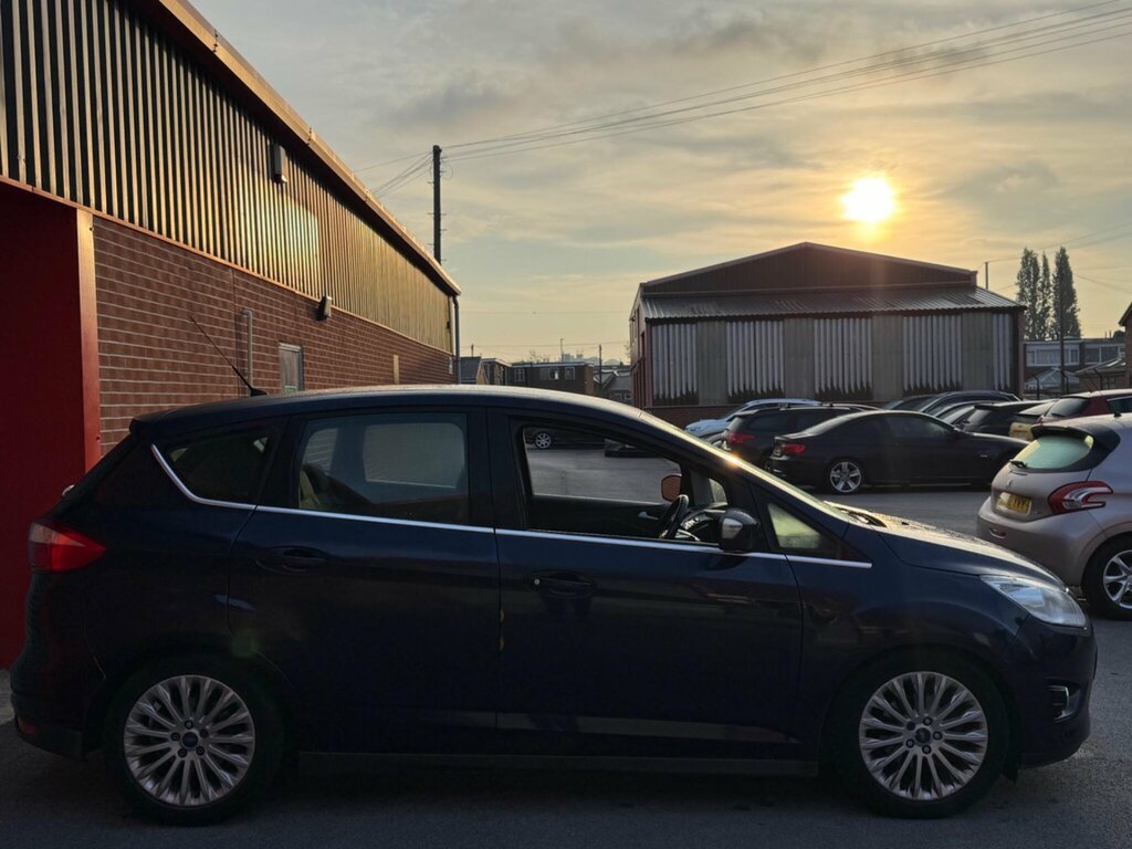 Ford C-Max Titanium Black #8