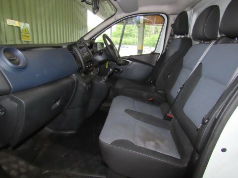 Vauxhall Vivaro 1.6 Cdti 2900 EN19MXE White #6