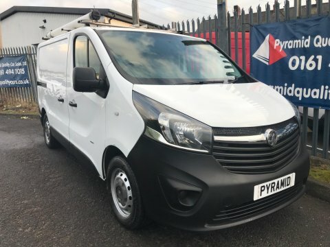 Vauxhall Vivaro 1.6 Cdti 2900 FA18FOT White #3