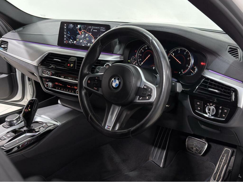 BMW 5 Series 520D M Sport White #36