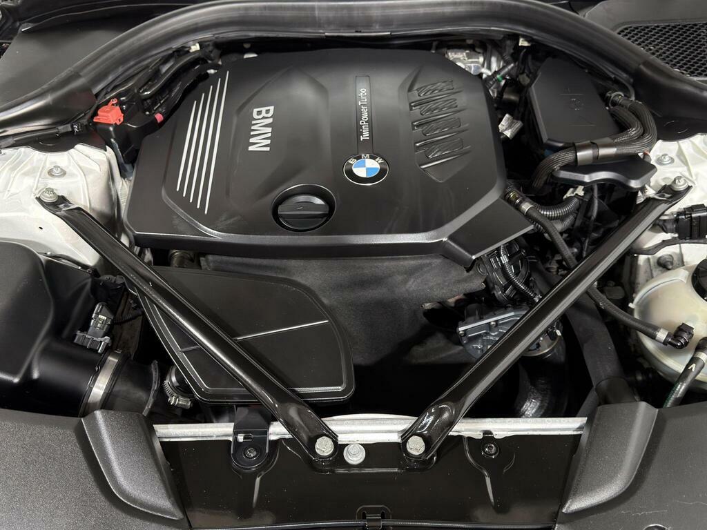 BMW 5 Series 520D M Sport White #86