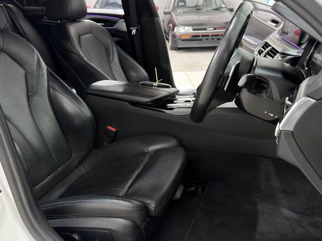 BMW 5 Series 520D M Sport White #35