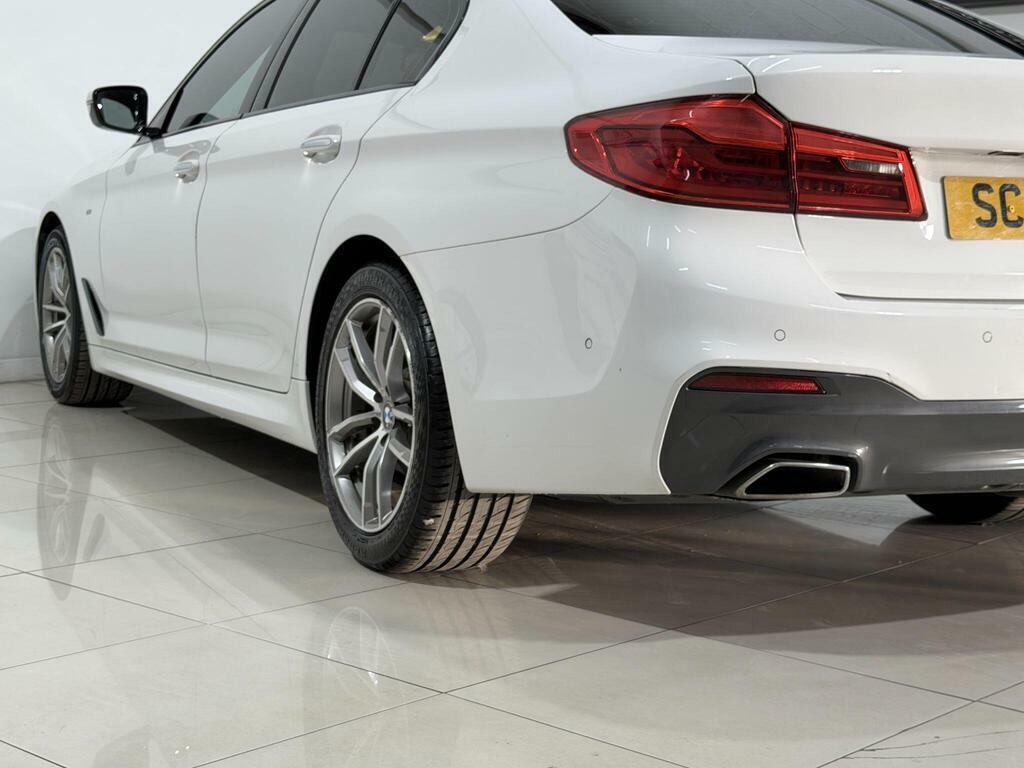 BMW 5 Series 520D M Sport White #25
