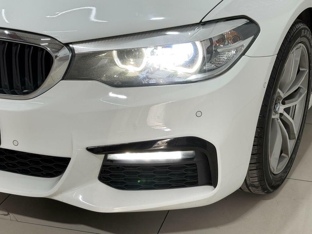BMW 5 Series 520D M Sport White #28