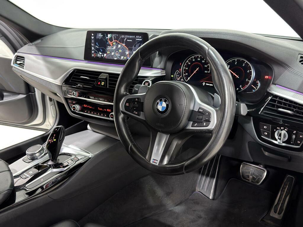 BMW 5 Series 520D M Sport White #46