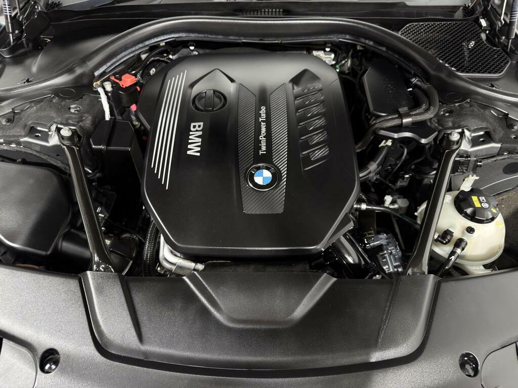 BMW 7 Series Automatic Grey #89