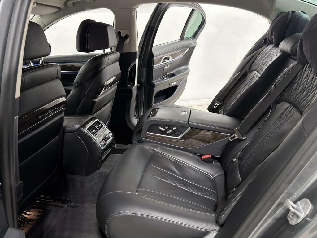 BMW 7 Series Automatic Grey #72