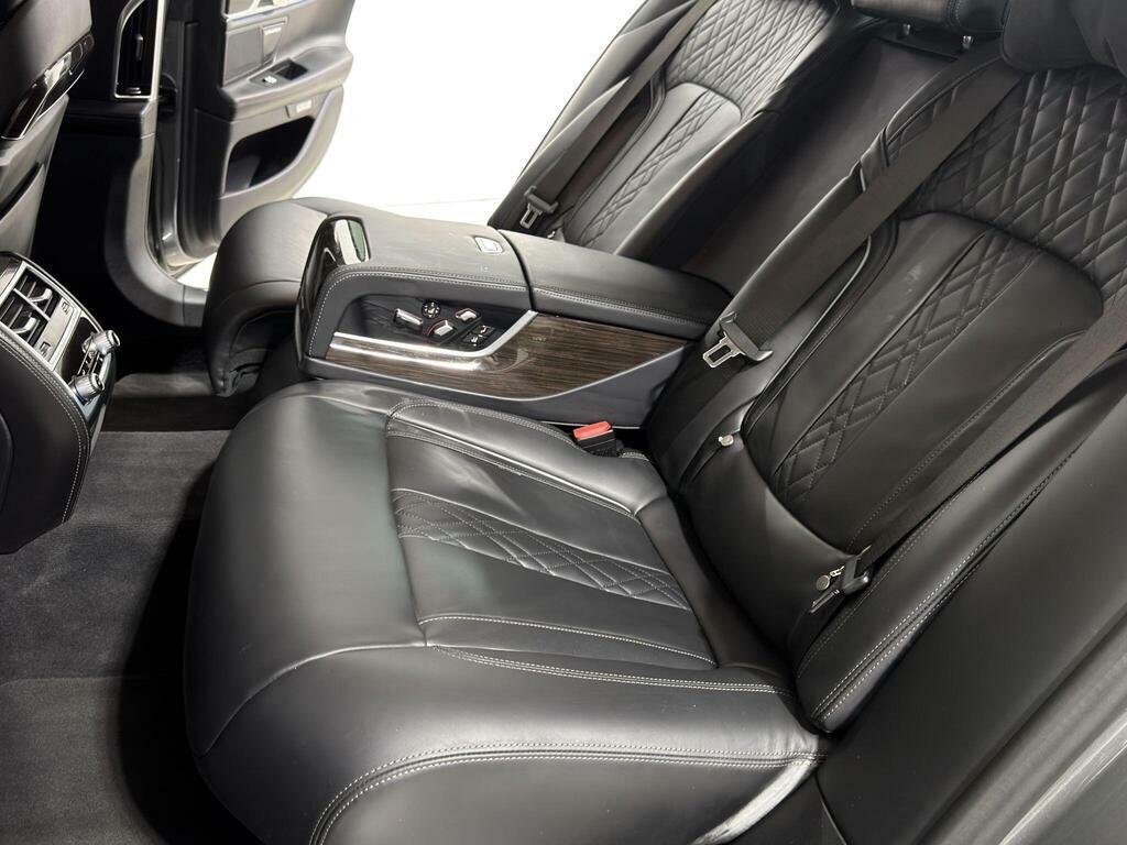 BMW 7 Series Automatic Grey #77