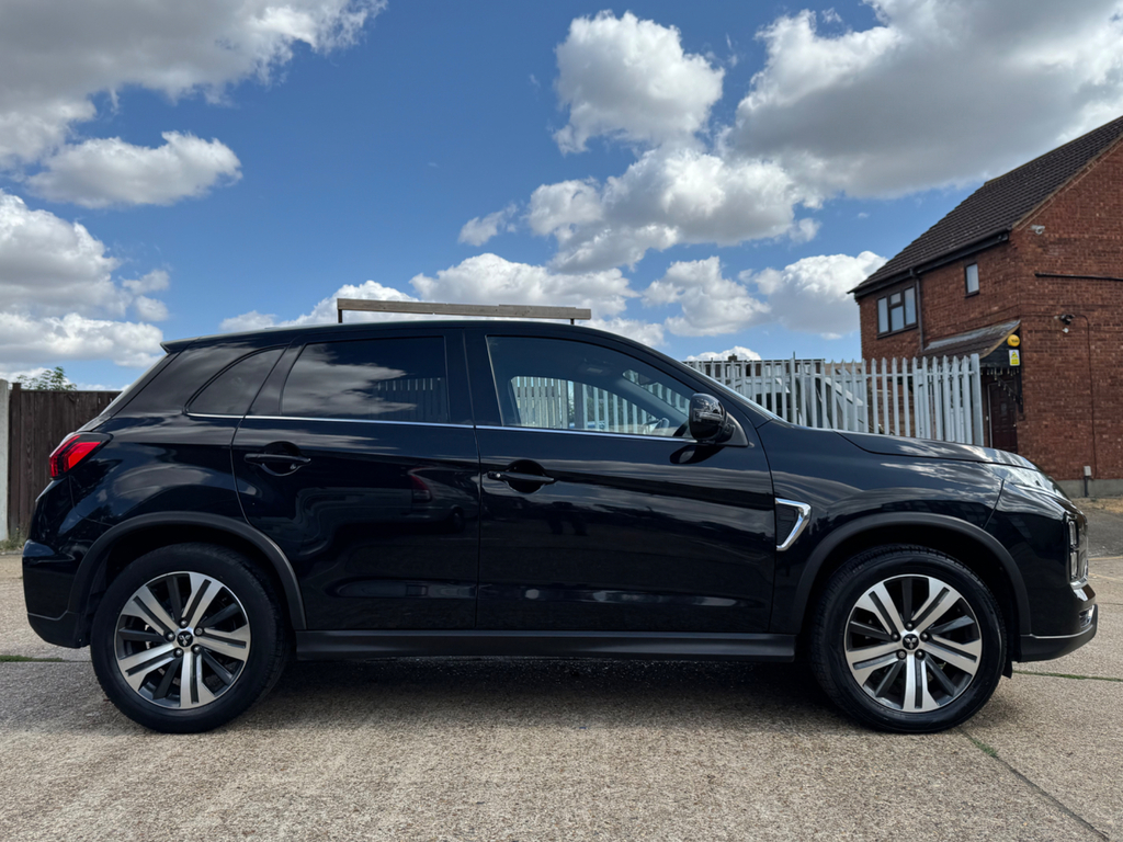 Mitsubishi ASX Dynamic White #7
